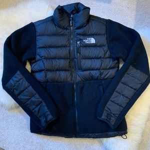 Women’s North Face Fleece Jacket - barely worn!